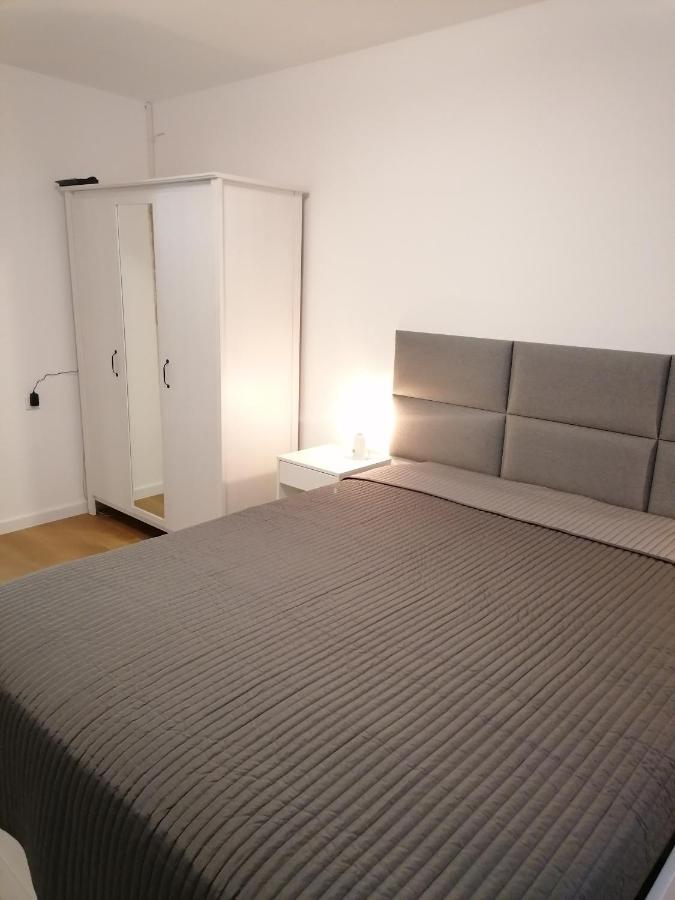 Stilvolle Wohnung An Der Alten Mainbruecke Wurzburg Bagian luar foto