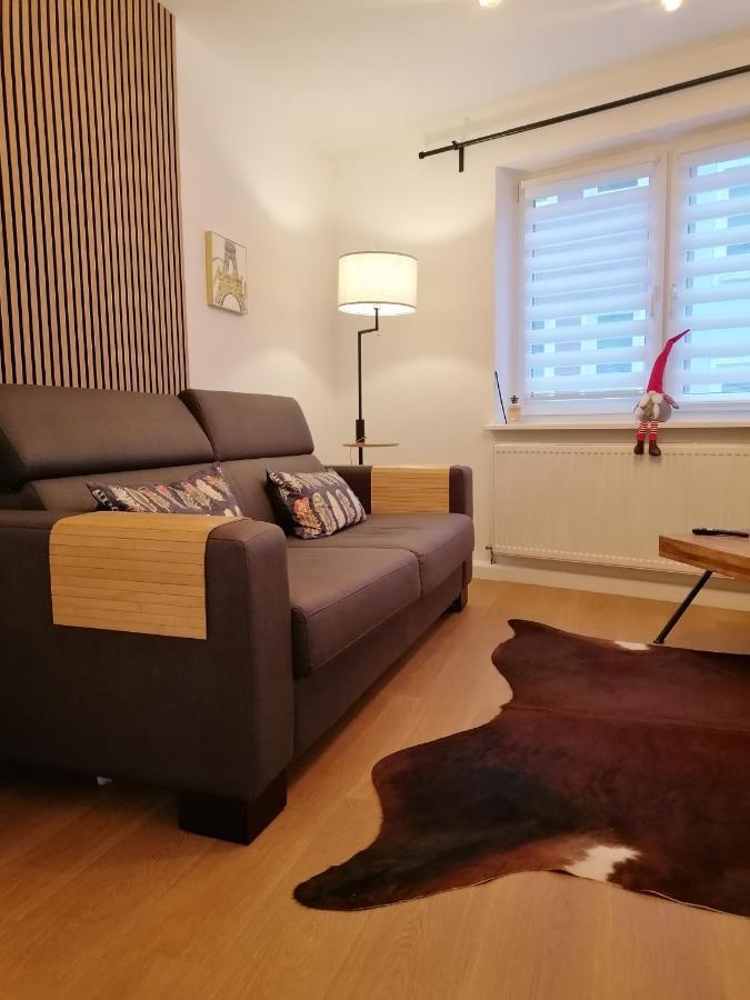Stilvolle Wohnung An Der Alten Mainbruecke Wurzburg Bagian luar foto